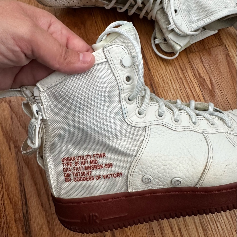 Nike SF Air Force 1 Mid Mars Stone Sneakers Shoes Ivory Red Retro Men’s Size 8.5 - Picture 9 of 14